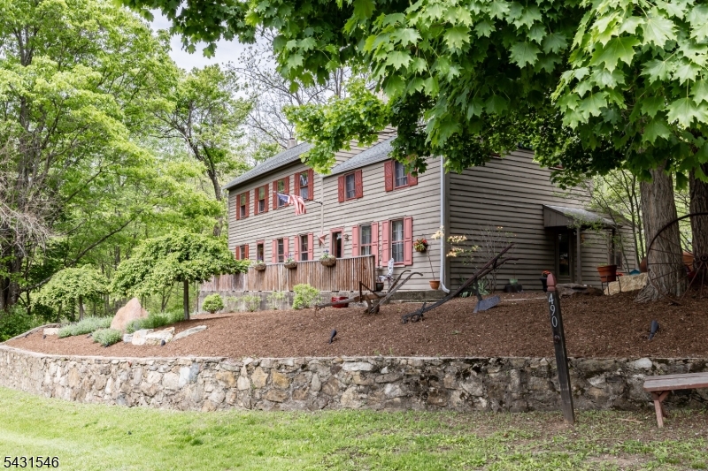 490 Mine Rd