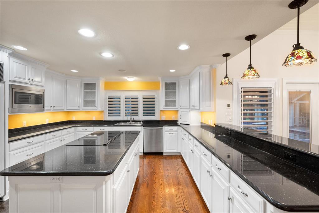 7 Woodland Drive