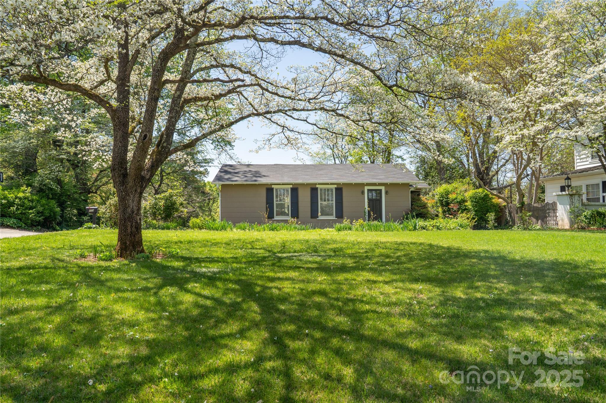 459 N Washington Street