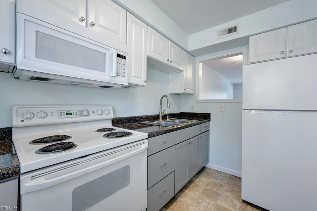 2222 Arctic Avenue 5, Virginia Beach, VA 