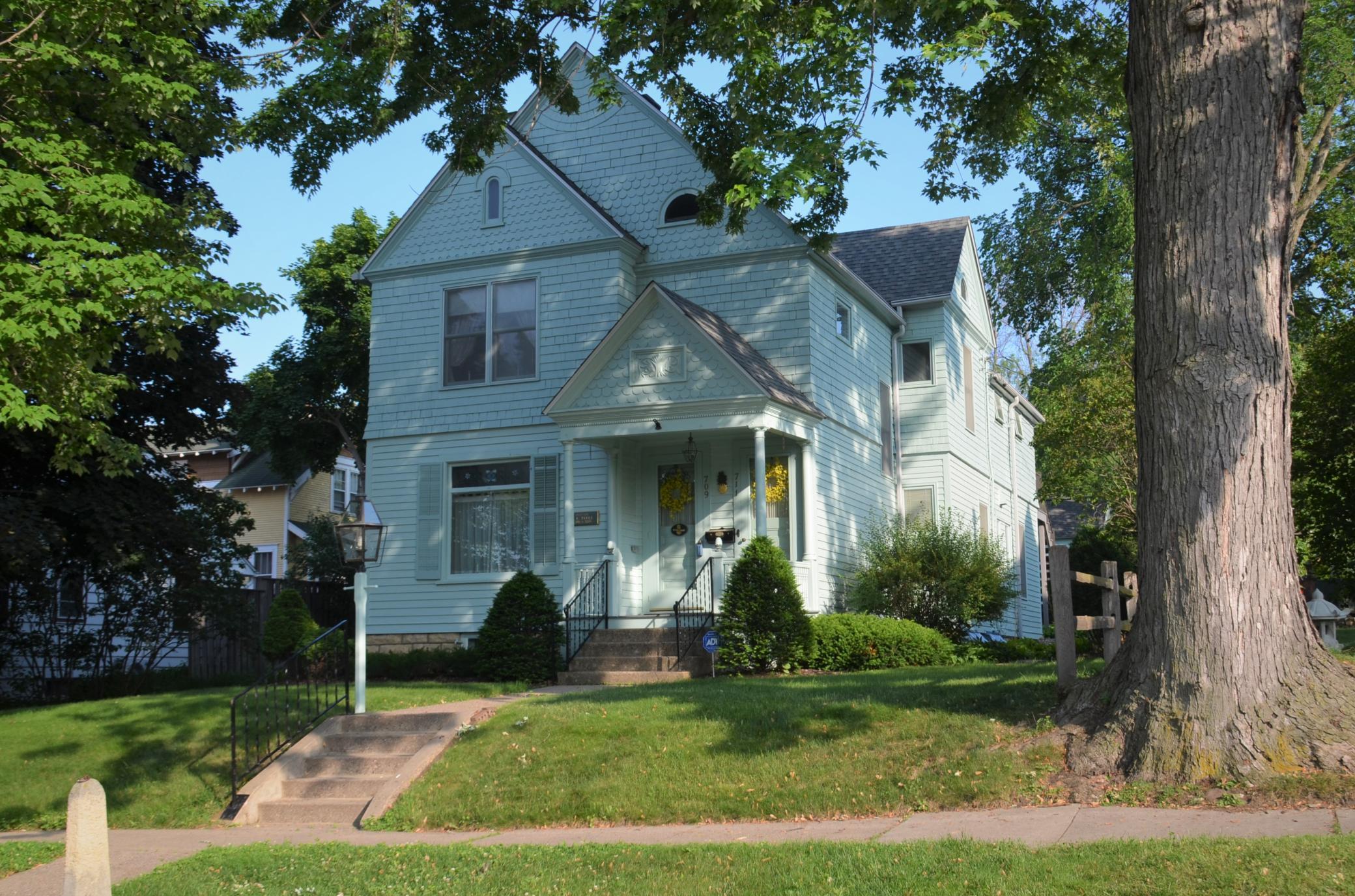 709 W 4th Street