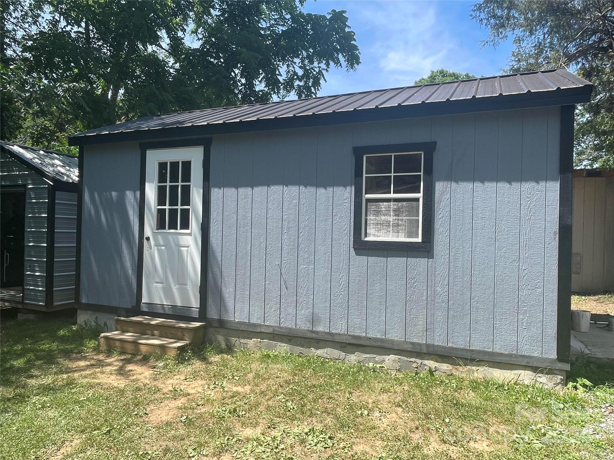30 Logan Lane