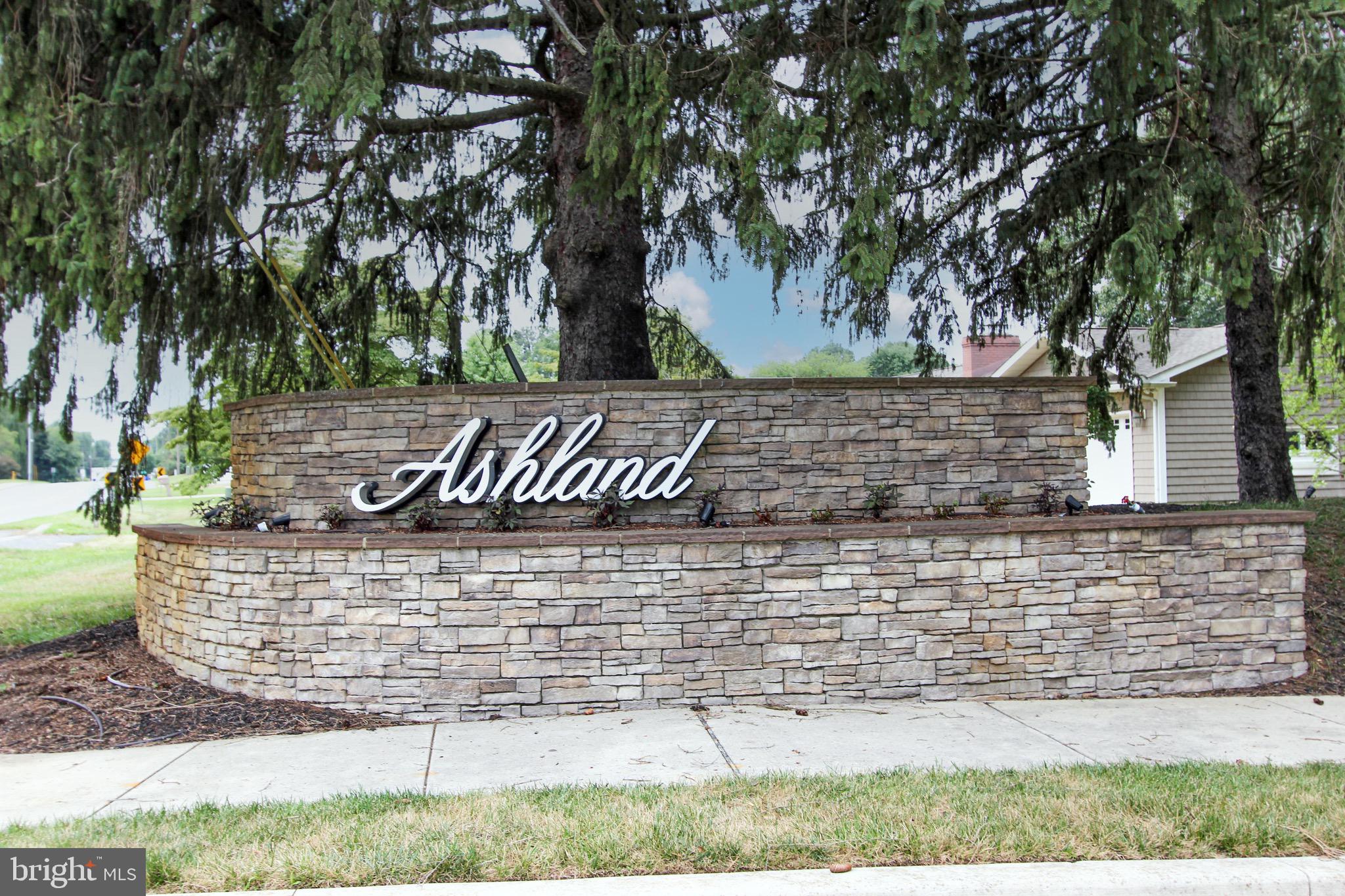 145 E Clarendon Drive