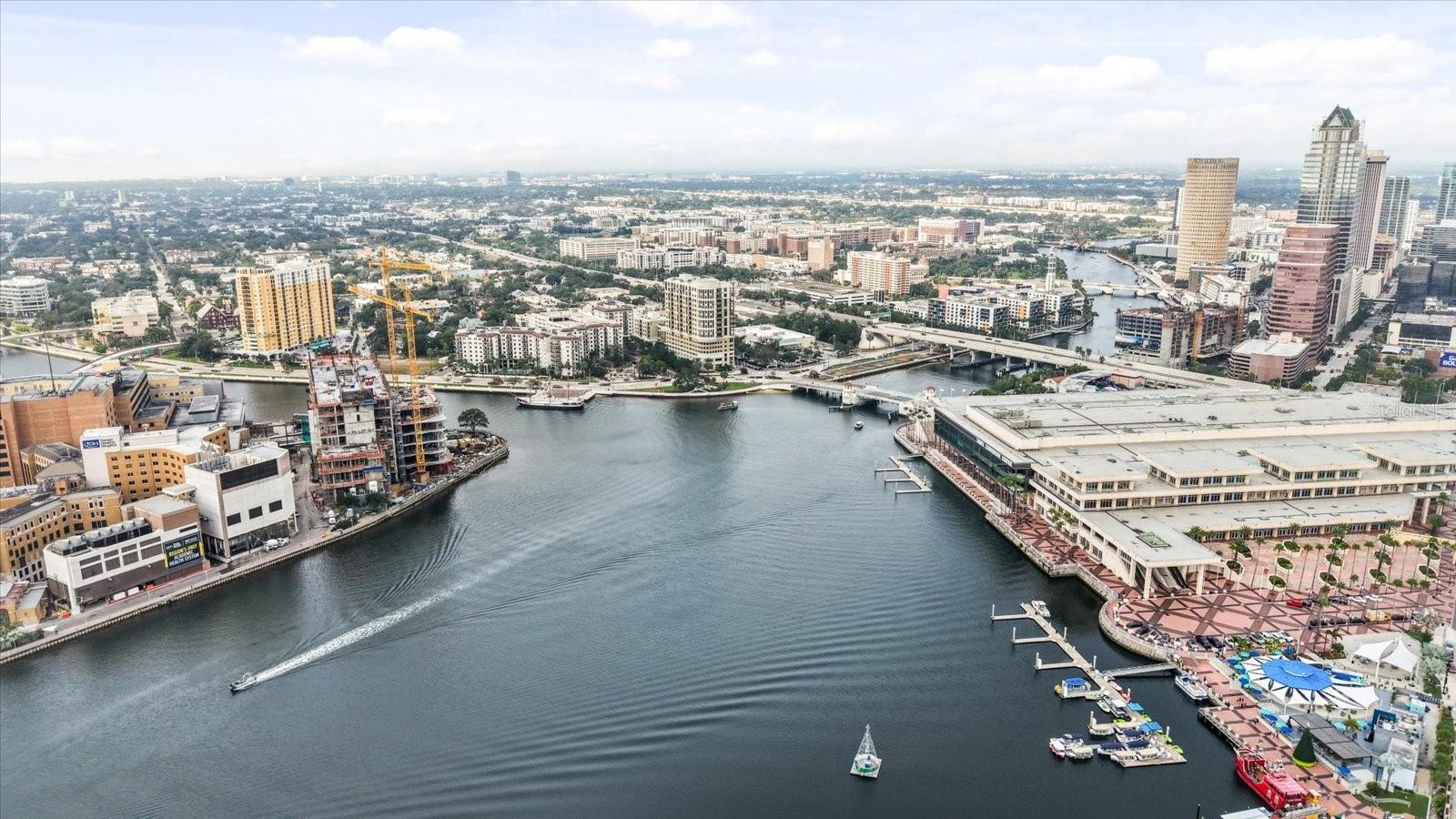 345 Bayshore Boulevard 706