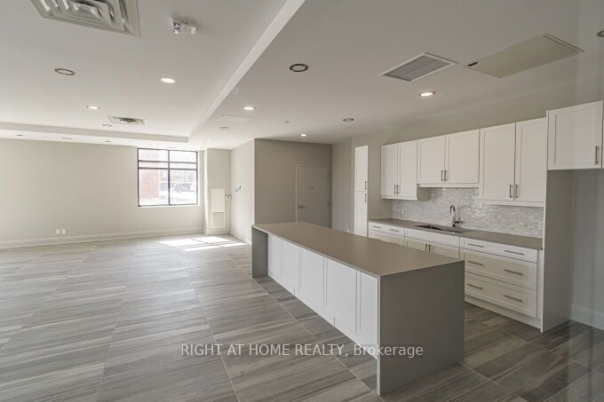 150 Oak Park Blvd 509