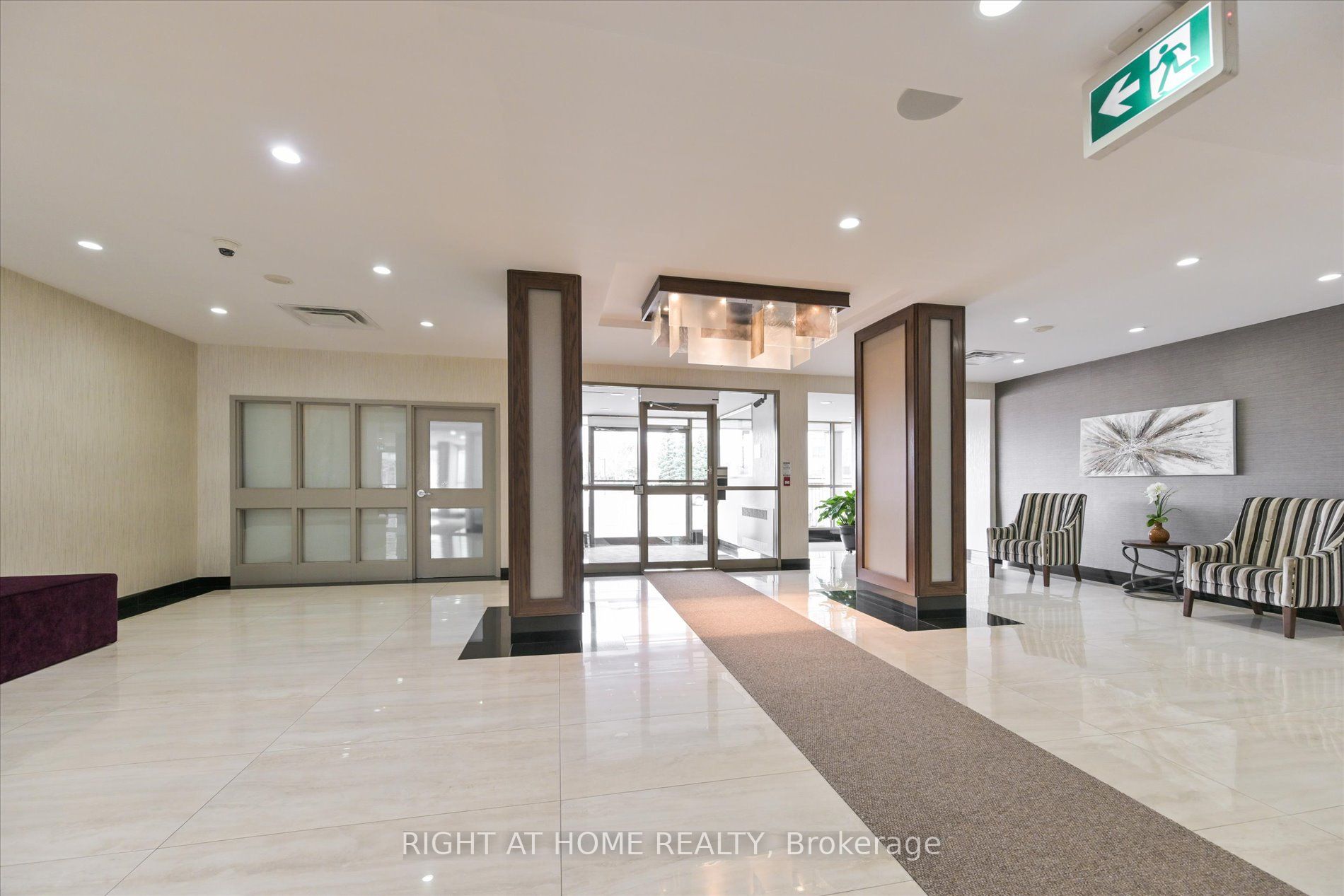 350 W Rathburn Rd 1107