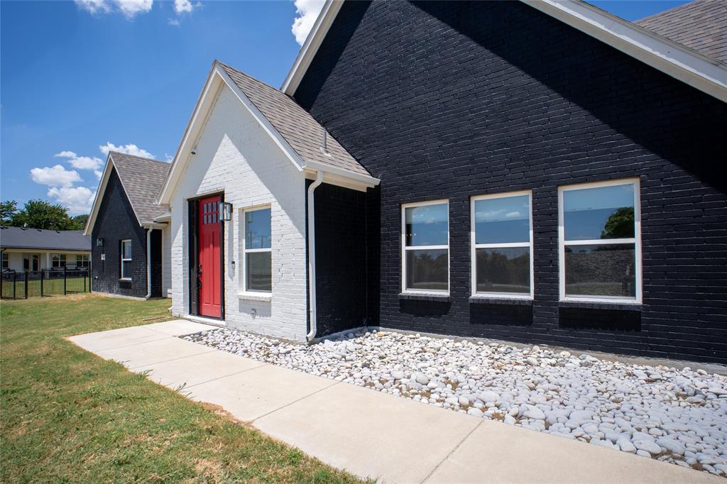 311 Dobbs Trail