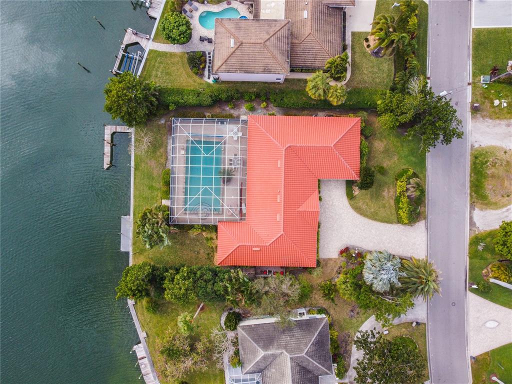 700 Old Compass Road