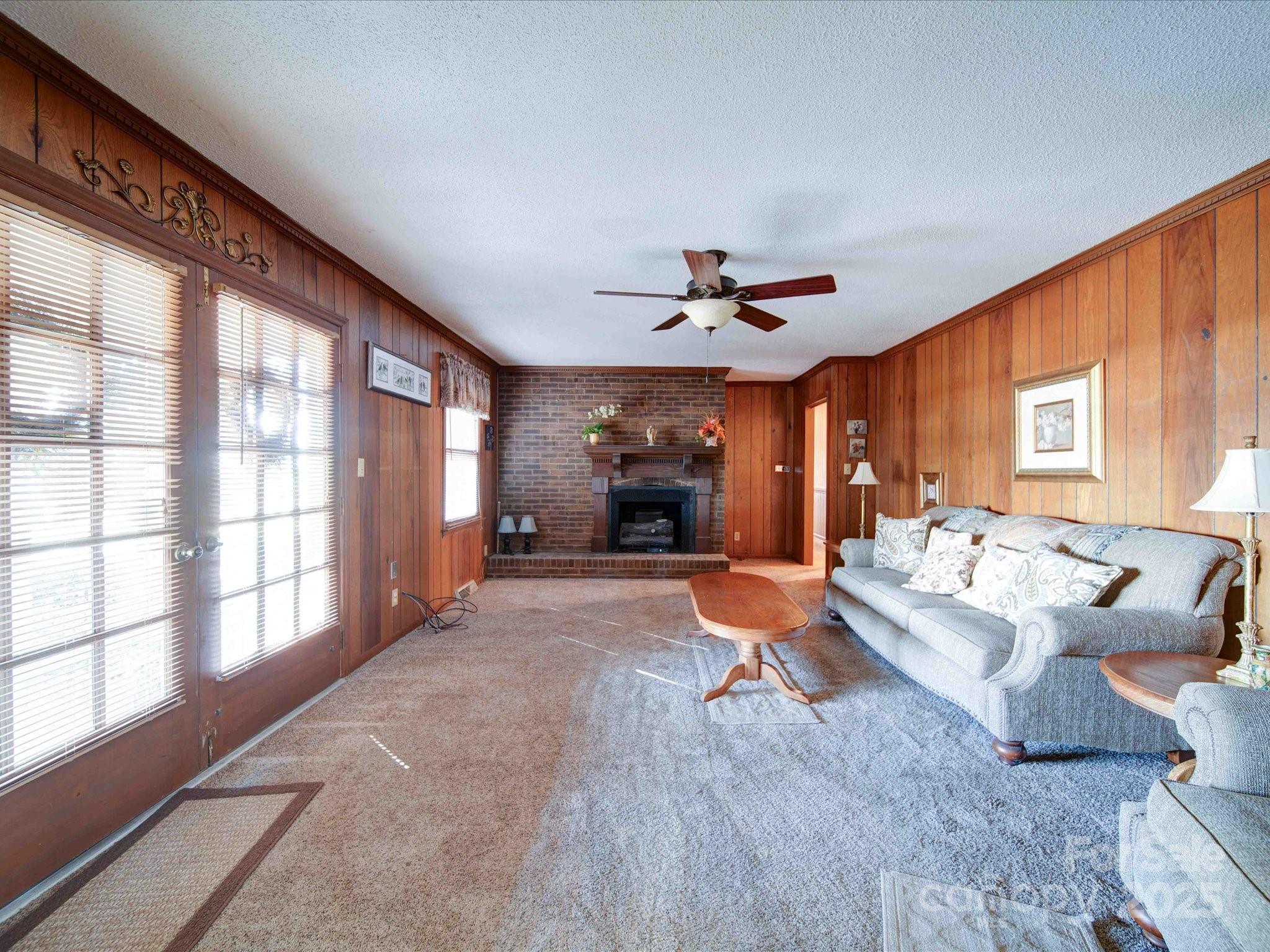 1120 Jug Broome Road
