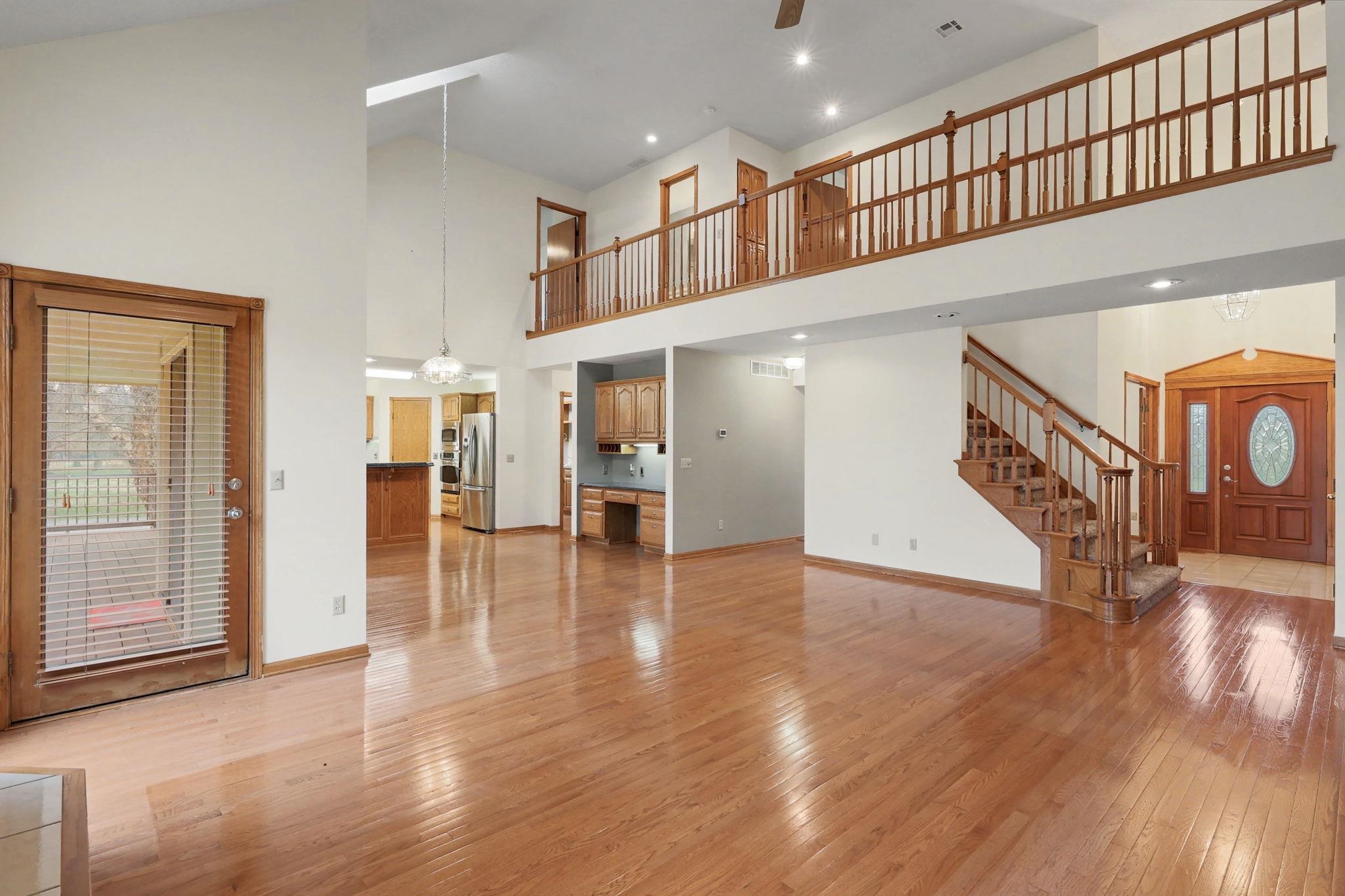 2318 N Cedar Downs Ln