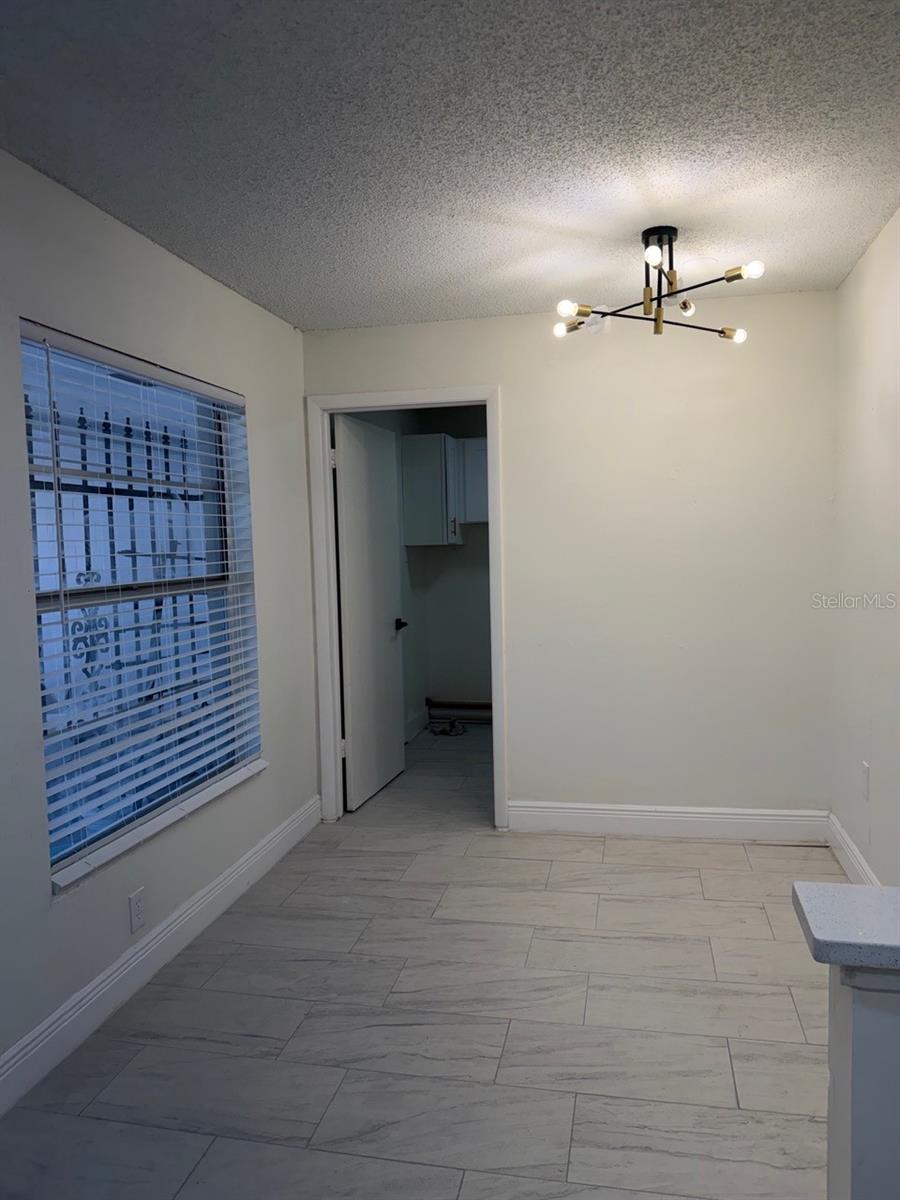 2711 Willow Run