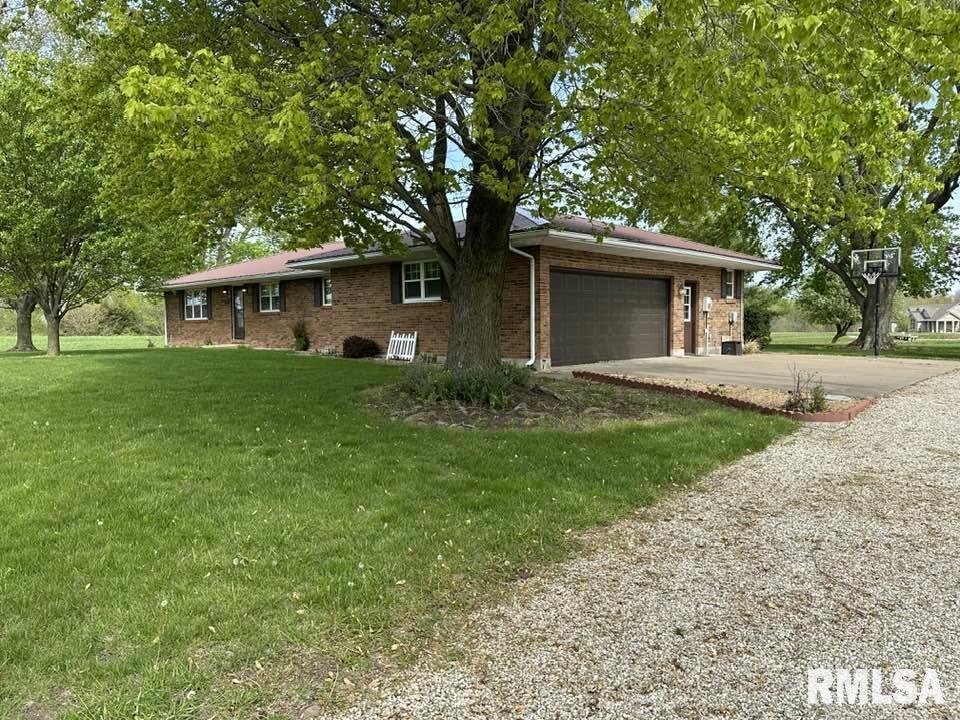 Residential for sale in Camp Point, Illinois, CA1028778