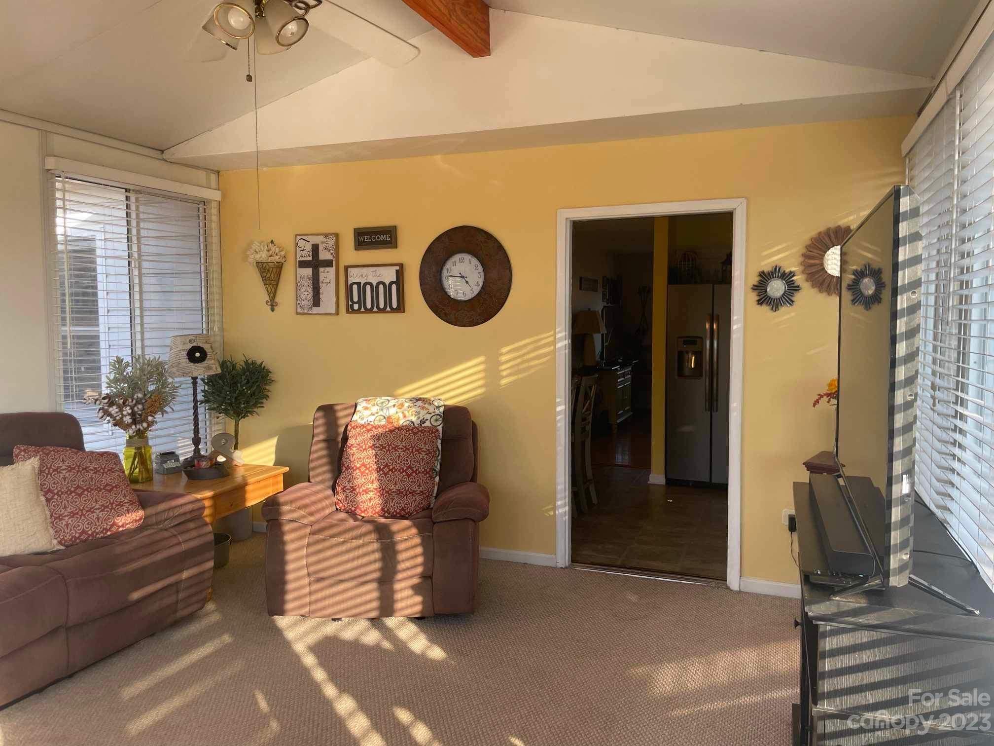 4532 Horseshoe Bend Road