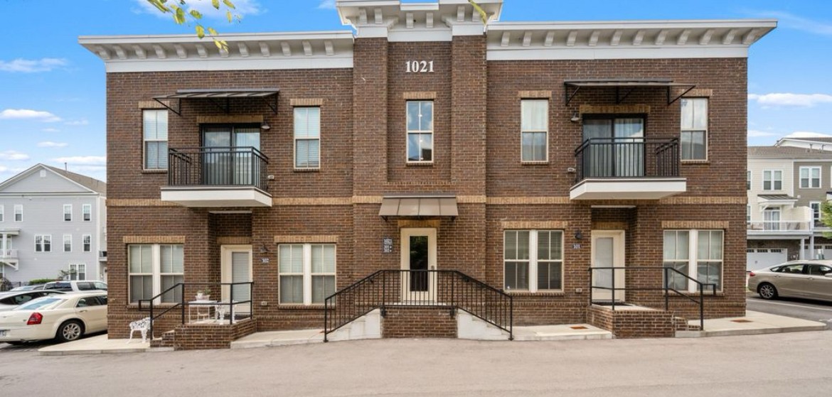 1021 Vida Way 102 — sold June 1, 2026
