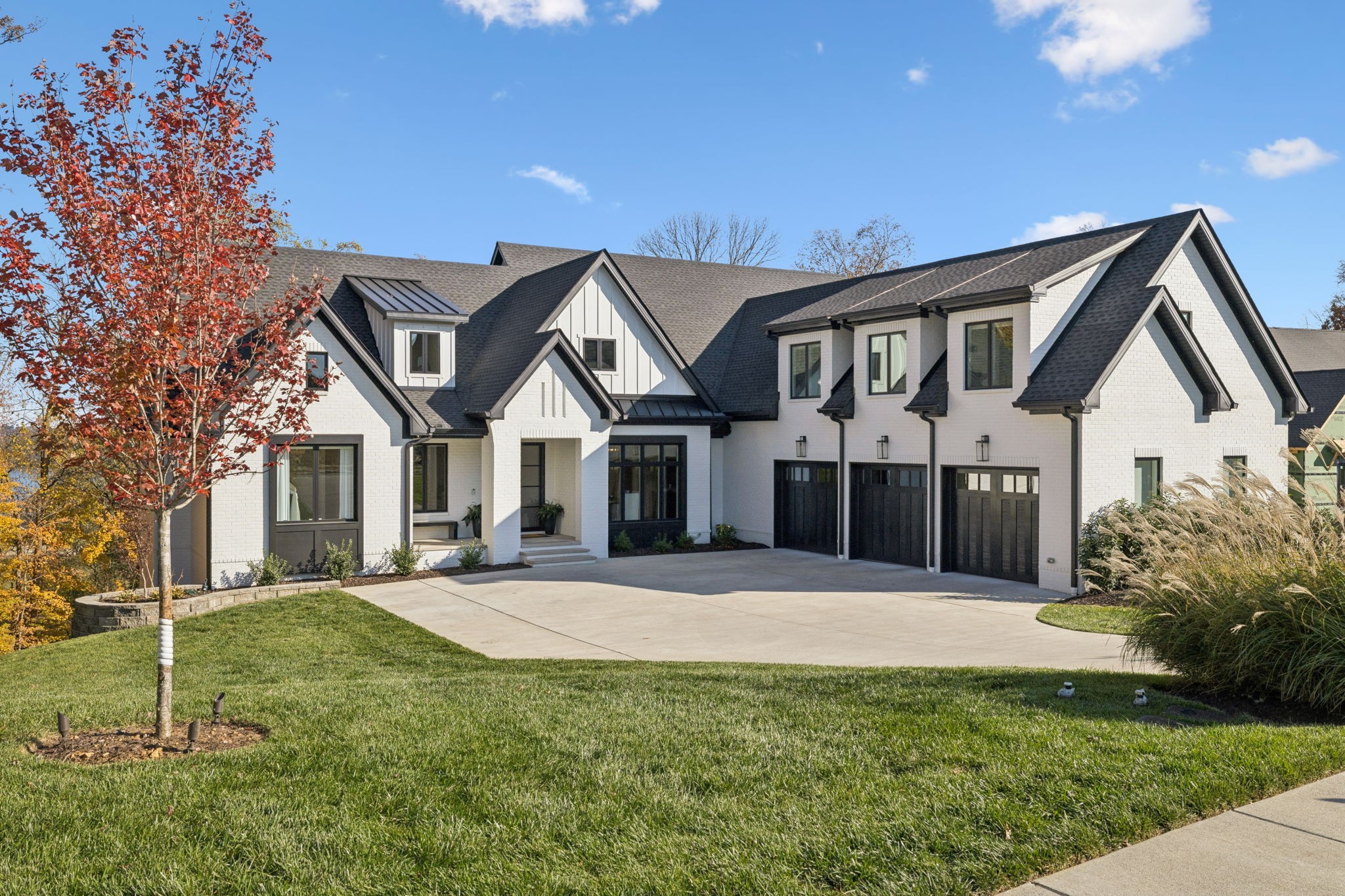 344 Raintree Dr