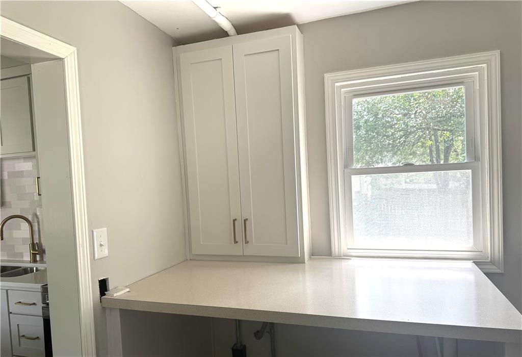 11036 N Locust Street