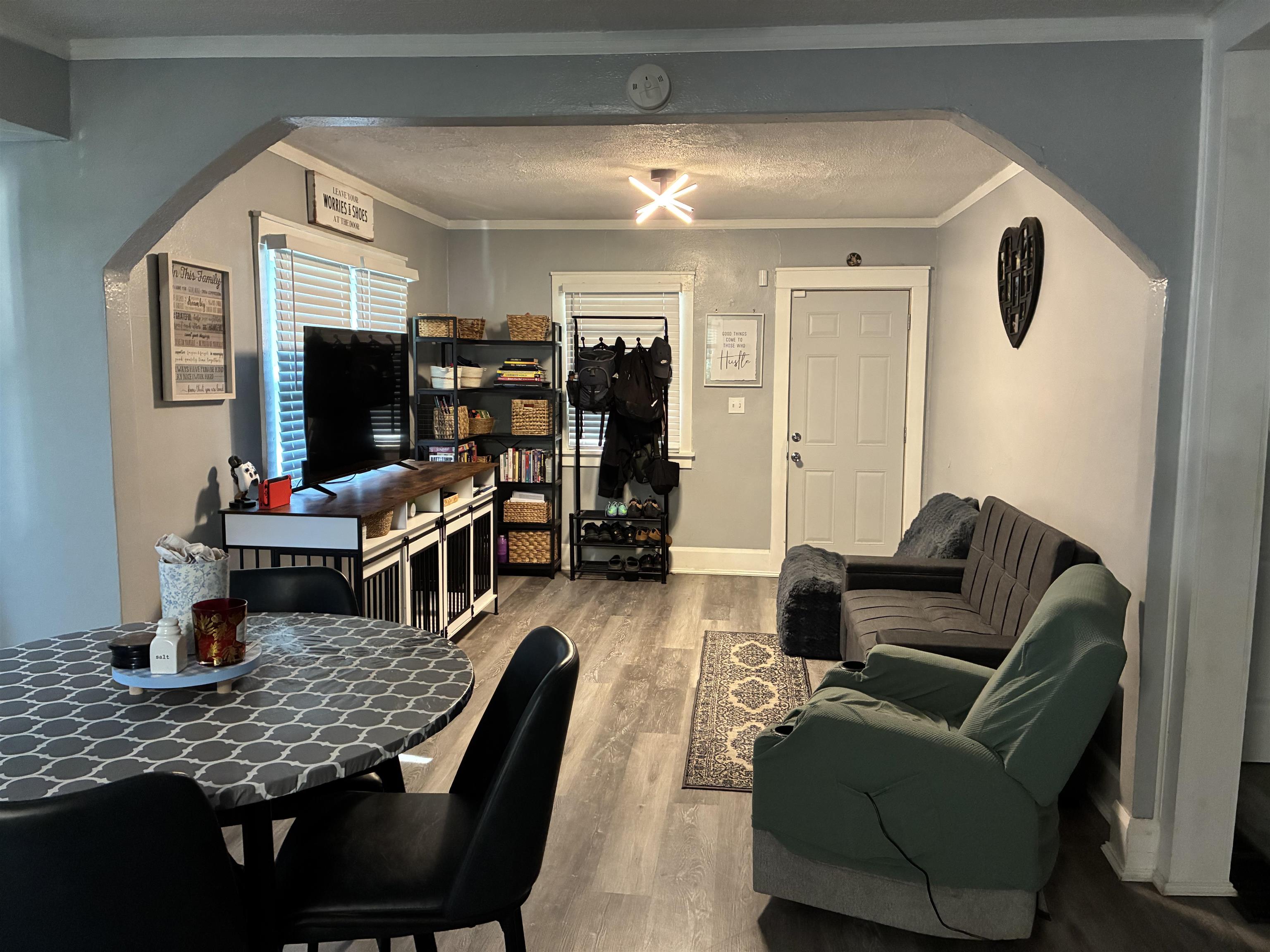313 N Horace Avenue