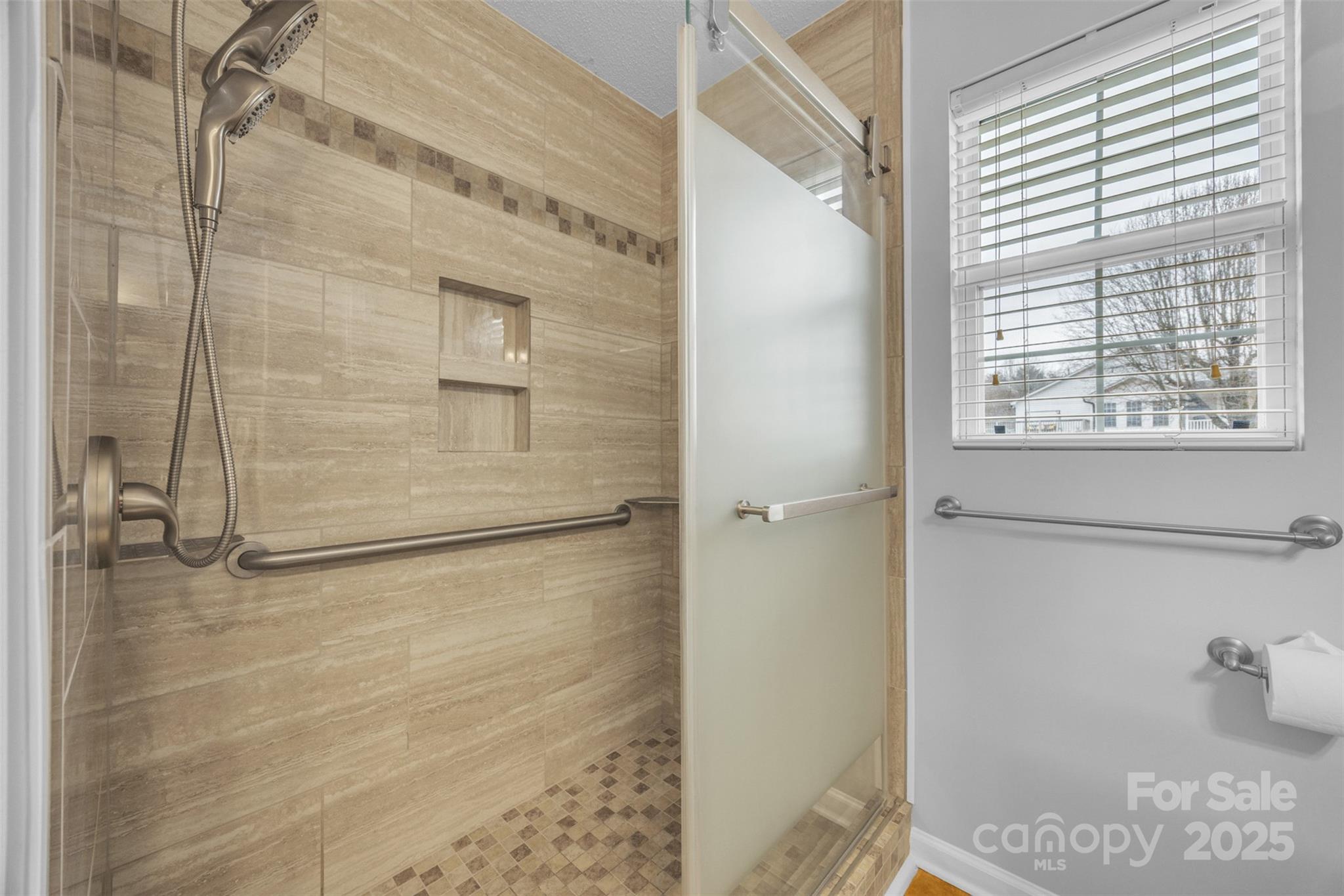 552 Meadowridge Drive