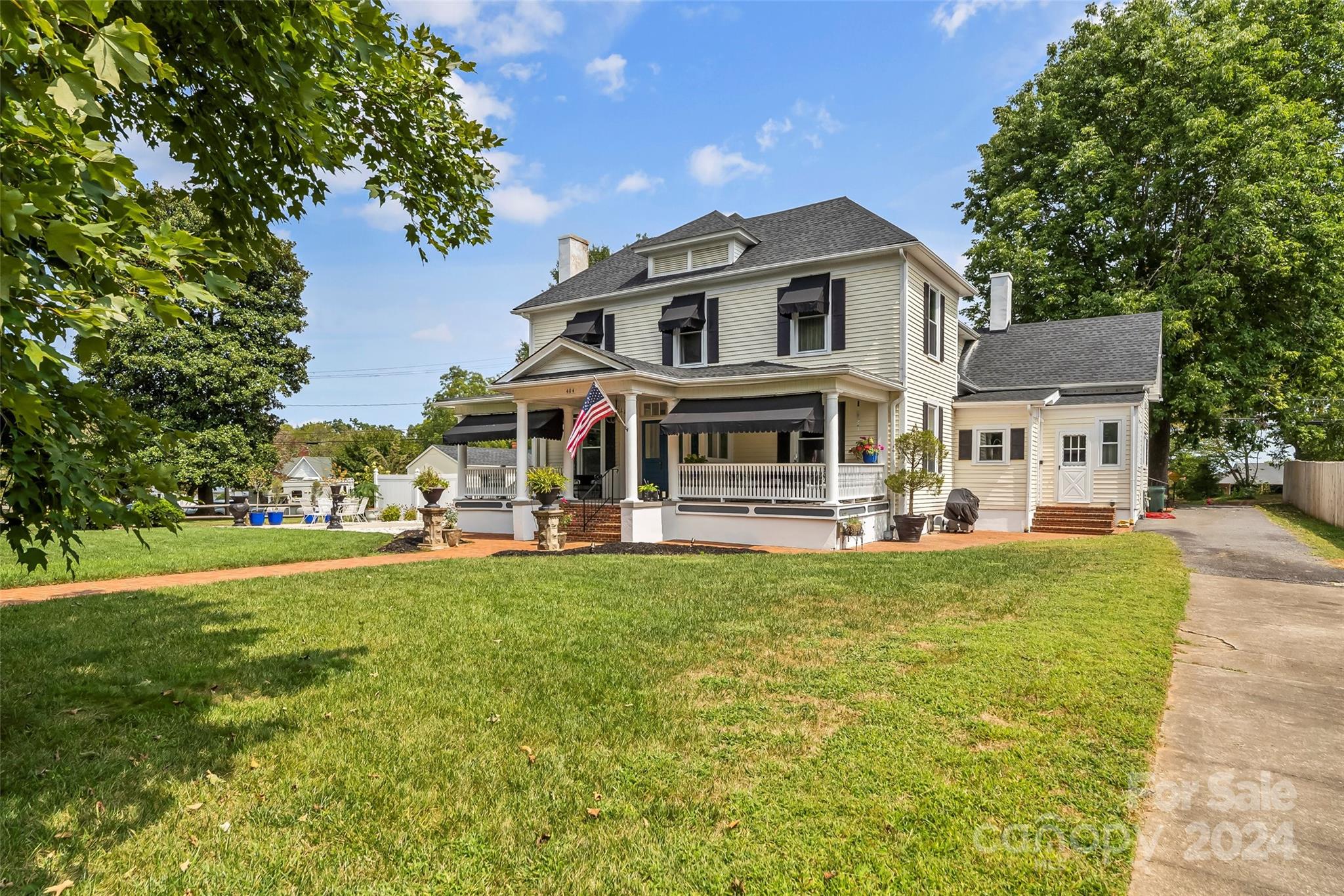 404 Avery Avenue