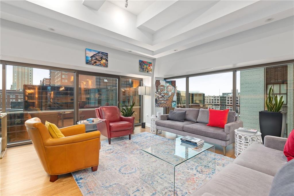 1101 Walnut Street 601