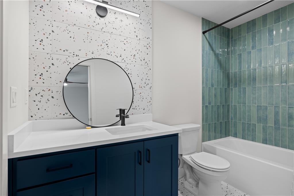 4 Broken Arrow Court