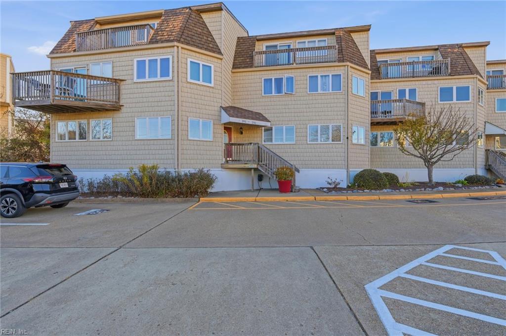 247 Lake Drive, Virginia Beach, VA 