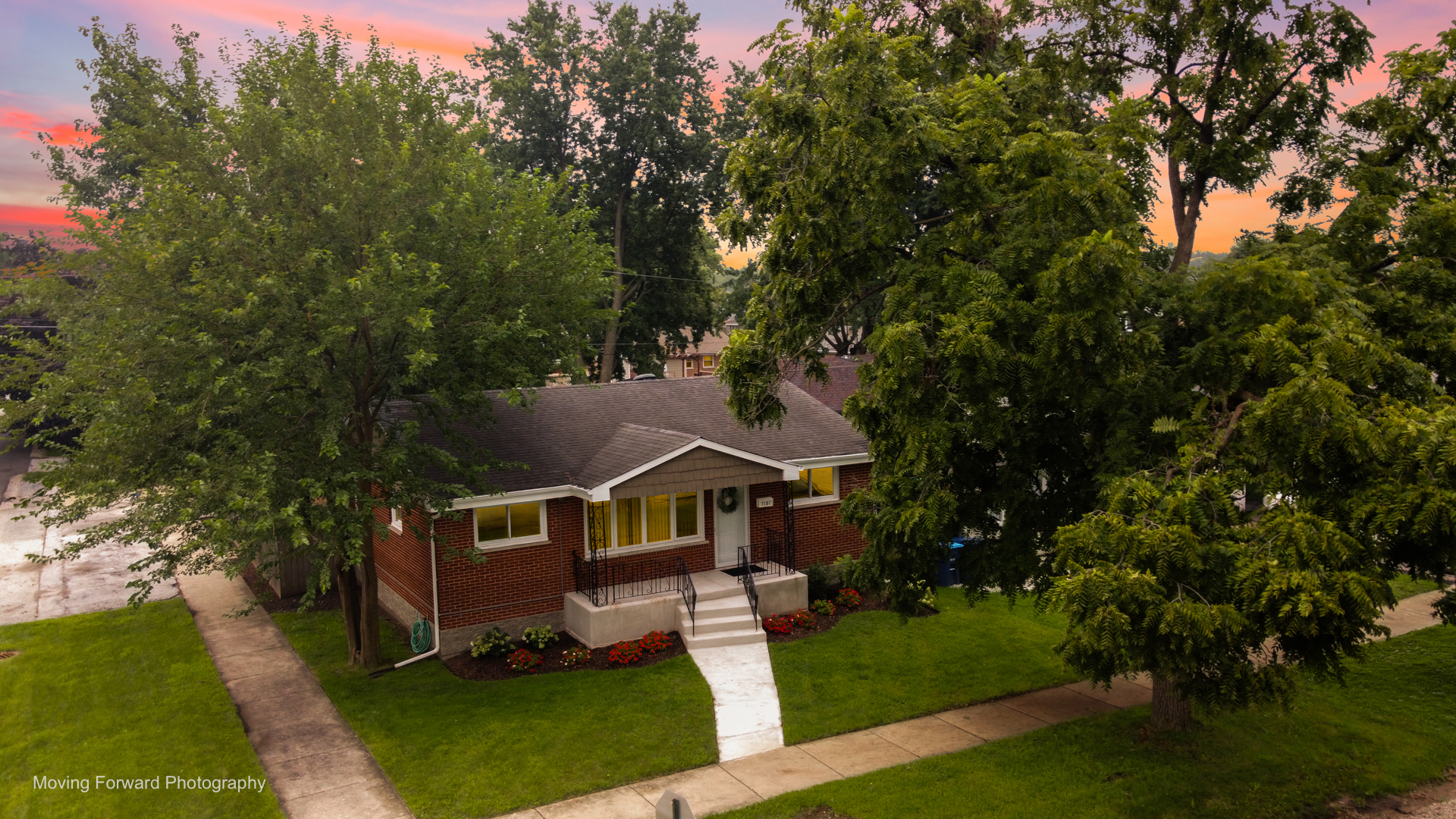 7101 W 114th Place