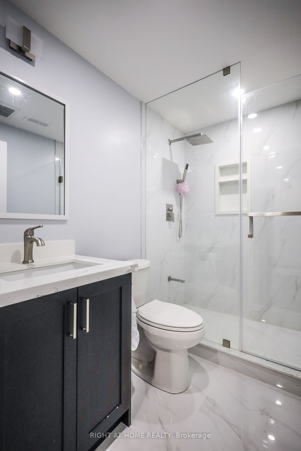 491 Melville Ave Bsmt