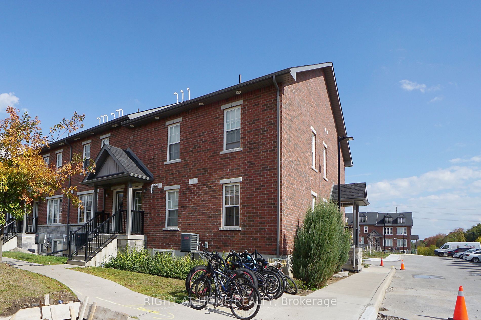 246 Penetanguishene Rd 8