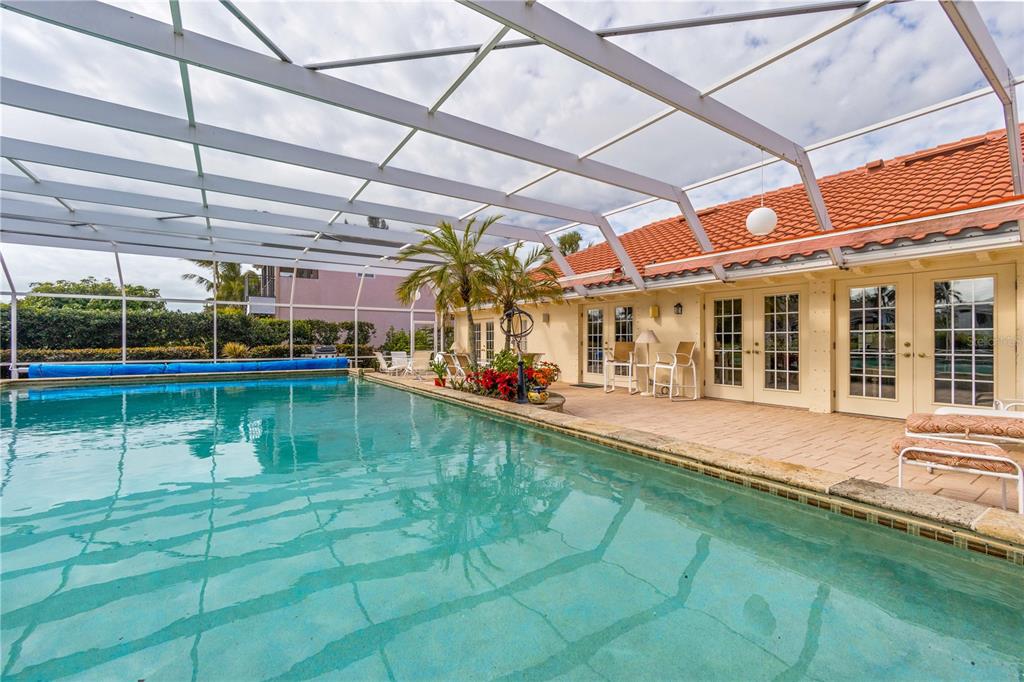 700 Old Compass Road