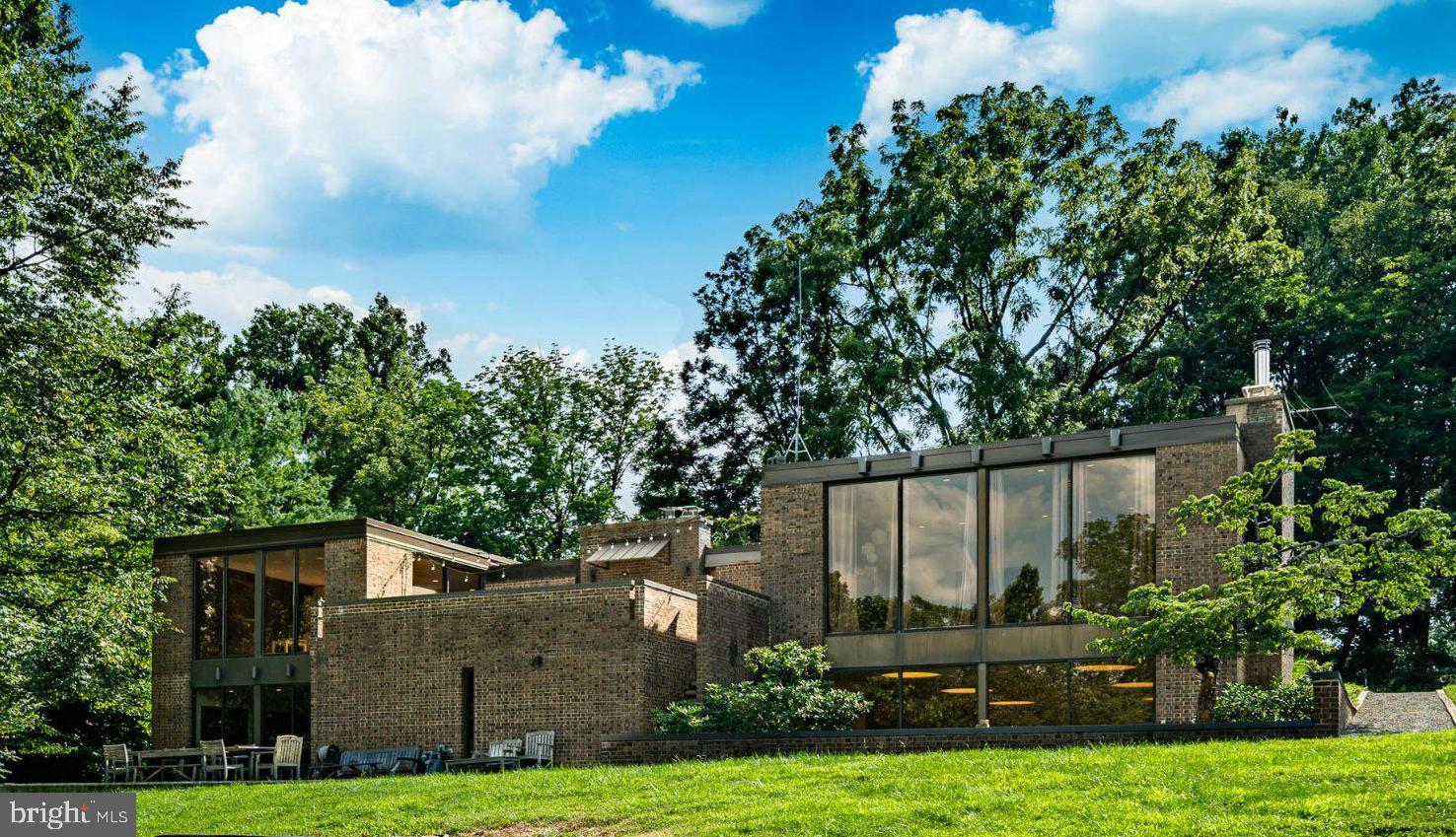 857 Briarwood Road