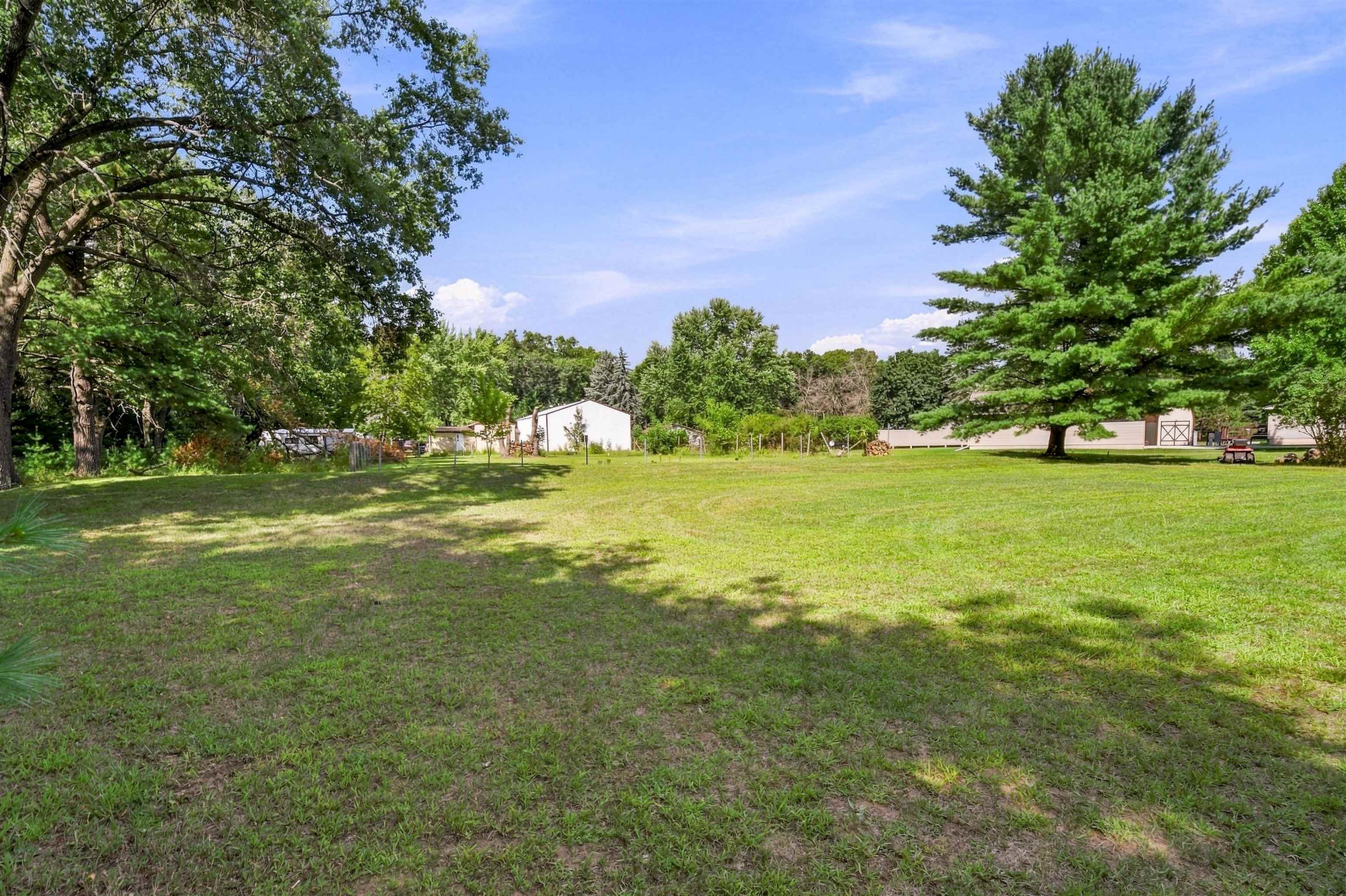 W5476 Lake Drive