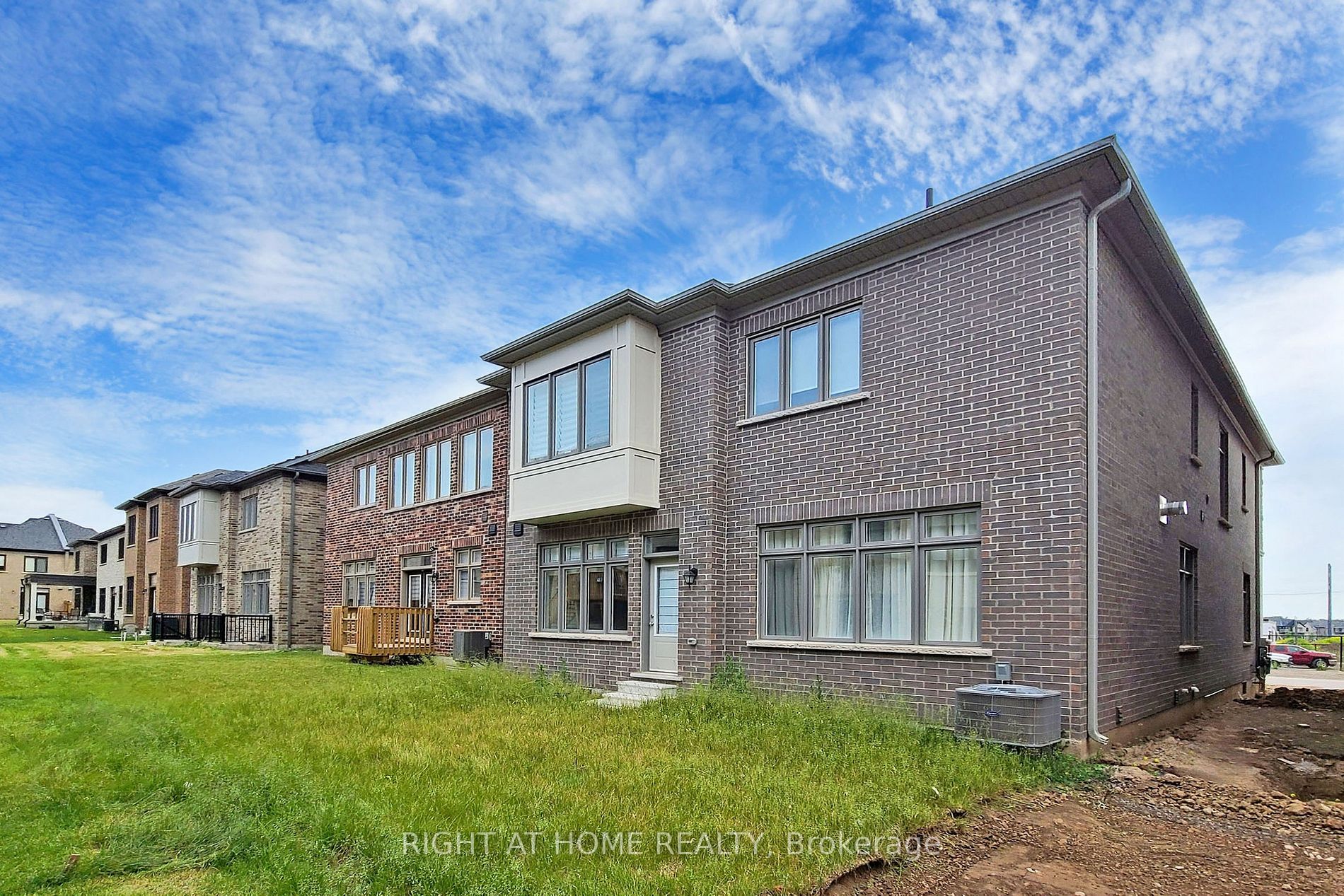 1316 Queens Plate Rd