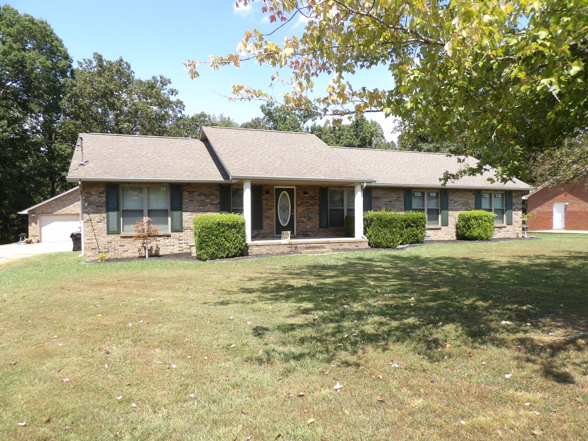459 River Oaks Dr