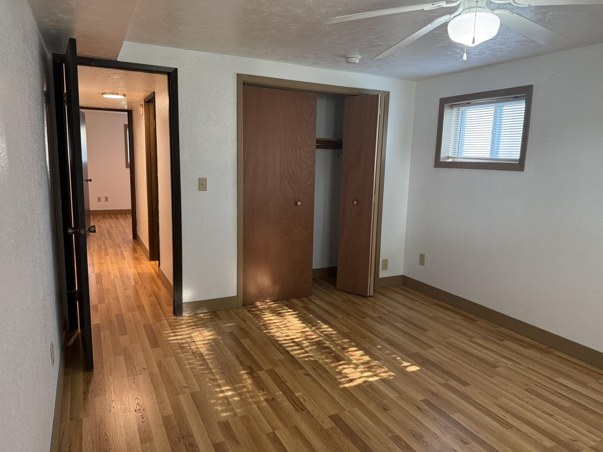 920-922 N Locust Rd