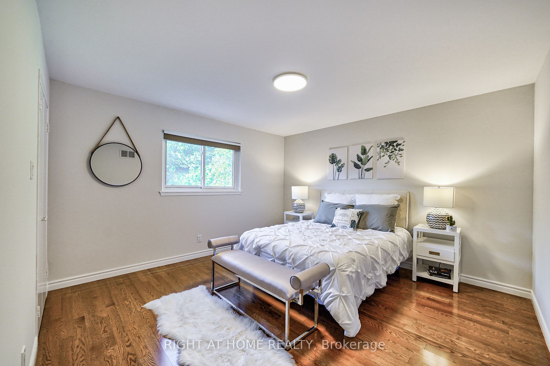 20 Bradenton Dr