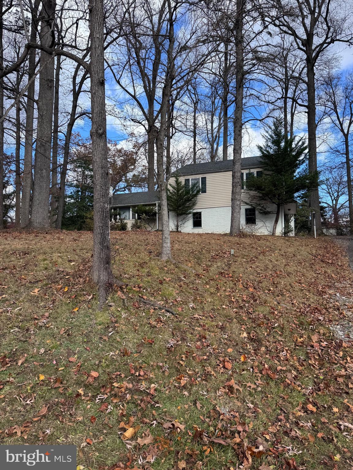 Investor/Buyer Alert – 3-Bedroom, 2.5-Bath Split-Level in Tredyffrin-Easttown. Prime opportunity to own a 3-bedroom, 2.5-bath split-level home on a .078-acre lot in the highly sought-after Tredyffrin-Easttown School District (Hillside Elementary, TE Middle, Conestoga High). This estate sale is sold “as-is,” ideal for investors or buyers looking to renovate and add significant value.  With solid bones and a prime location, the property offers excellent potential to be transformed into a modern, stylish residence or a high-return rental. Don’t miss your chance to secure a property in a high-demand area with strong appreciation potential—bring your vision and make this your next successful investment!