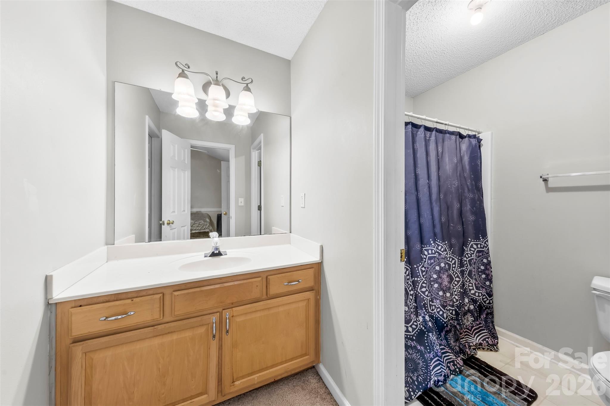 8144 Christmas Court