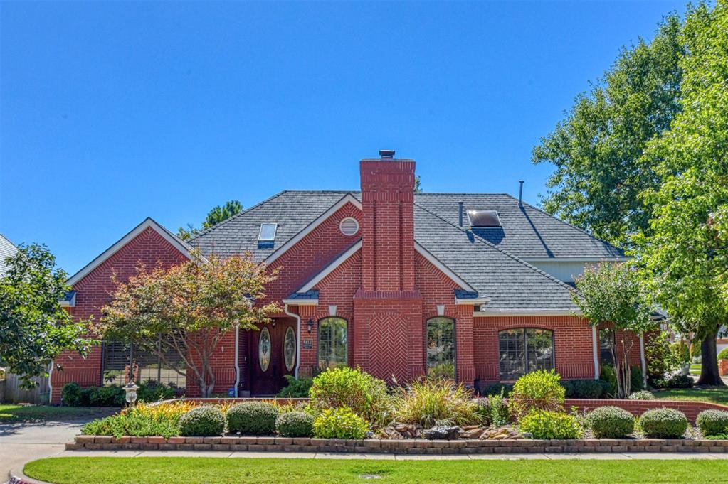 Trophy Club with a pool! Many updates, super clean and deep in quiet cul-de-sac with wonderful neighbors! Open floor plan with plenty of natural light, beautiful wood floors and high ceilings. Granite in kitchen with island, updated stainless steel appliances, over/under cabinet lights, 2 living areas, office, wet bar, Lg laundry room with sink, tons of storage and Lg basement! Unbelievable Primary Bedroom with gorgeous updated bathroom & closet. Major System updates include: Downstairs A/C in ‘23, upstairs A/C in ‘24, 2 Hot water tanks upstairs in ‘23, Pool replastered, fence painted, skylights resealed in ‘23, electronic smart locks on 2 exterior doors, whole home water softener & purifier in kitchen. The 3rd car garage has a split system installed and there’s no HOA.