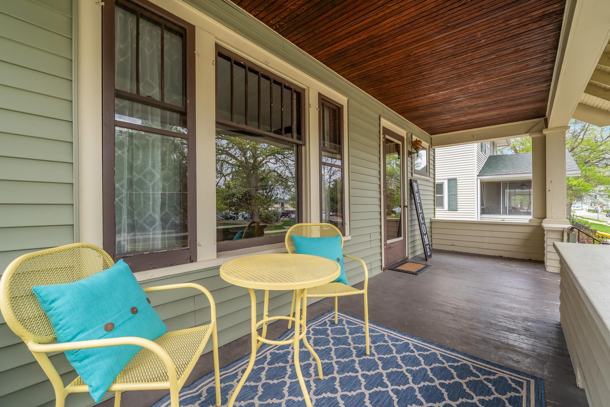 30 Oaklawn Avenue