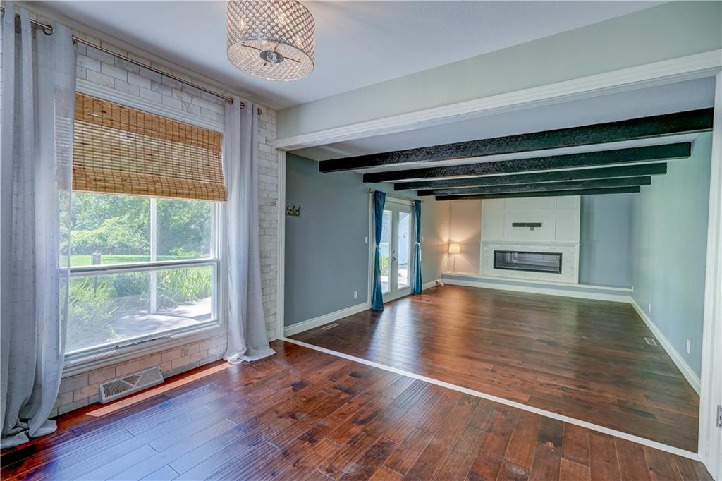 6830 NW Prairie View Road