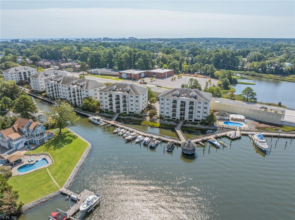 1284 Laskin Road 302, Virginia Beach, VA 