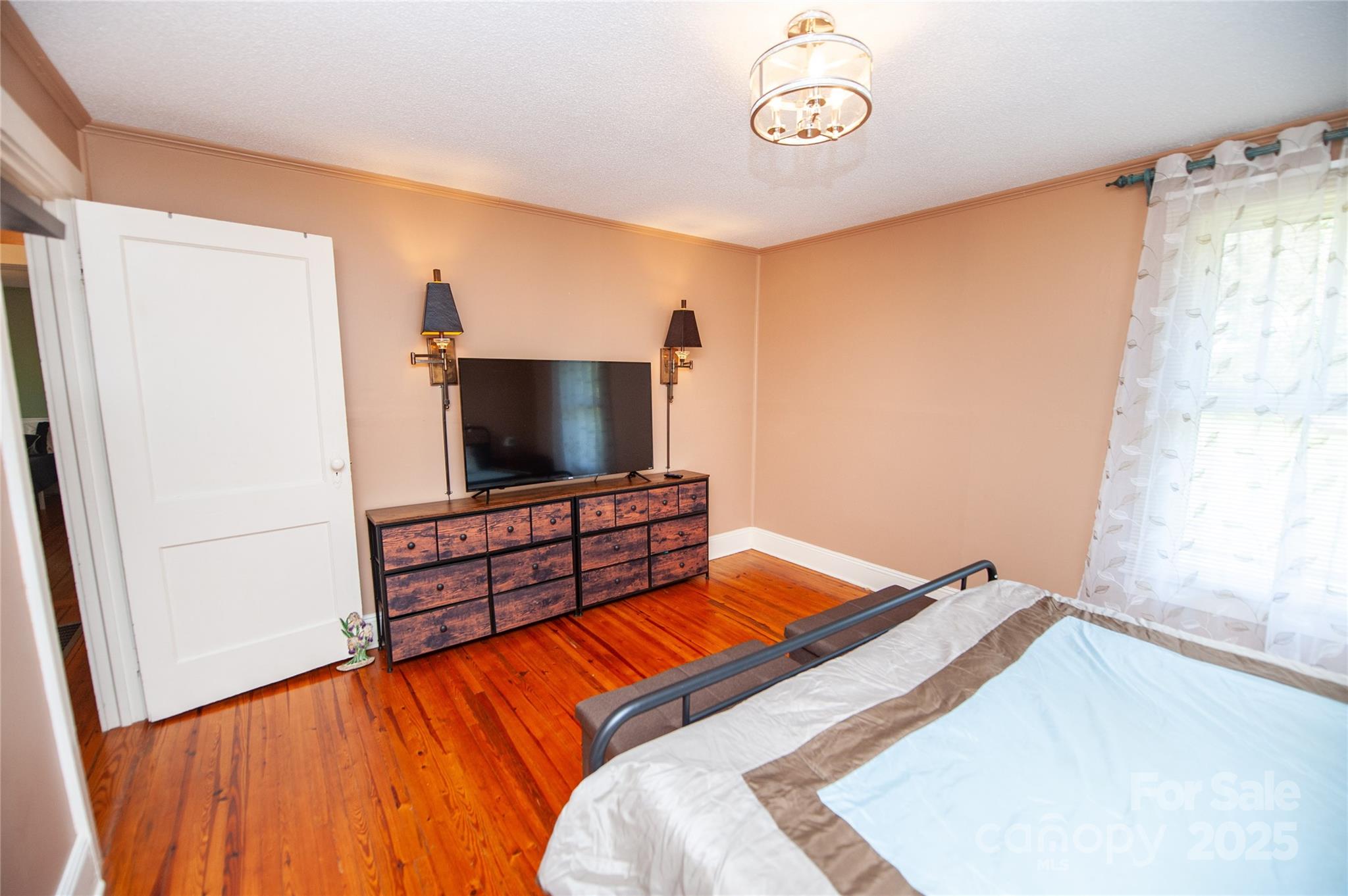 459 N Washington Street