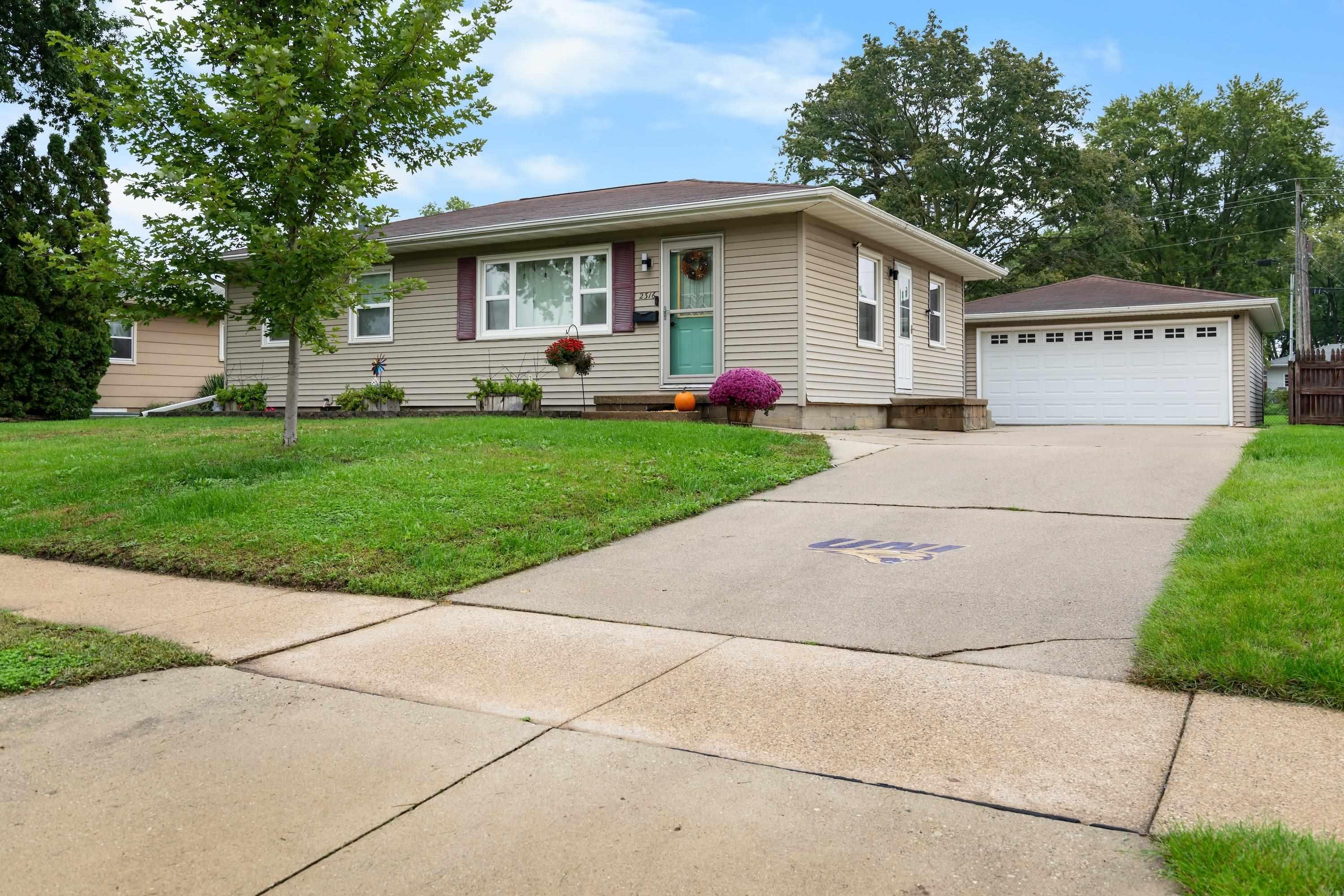 2316 Valley Park Drive