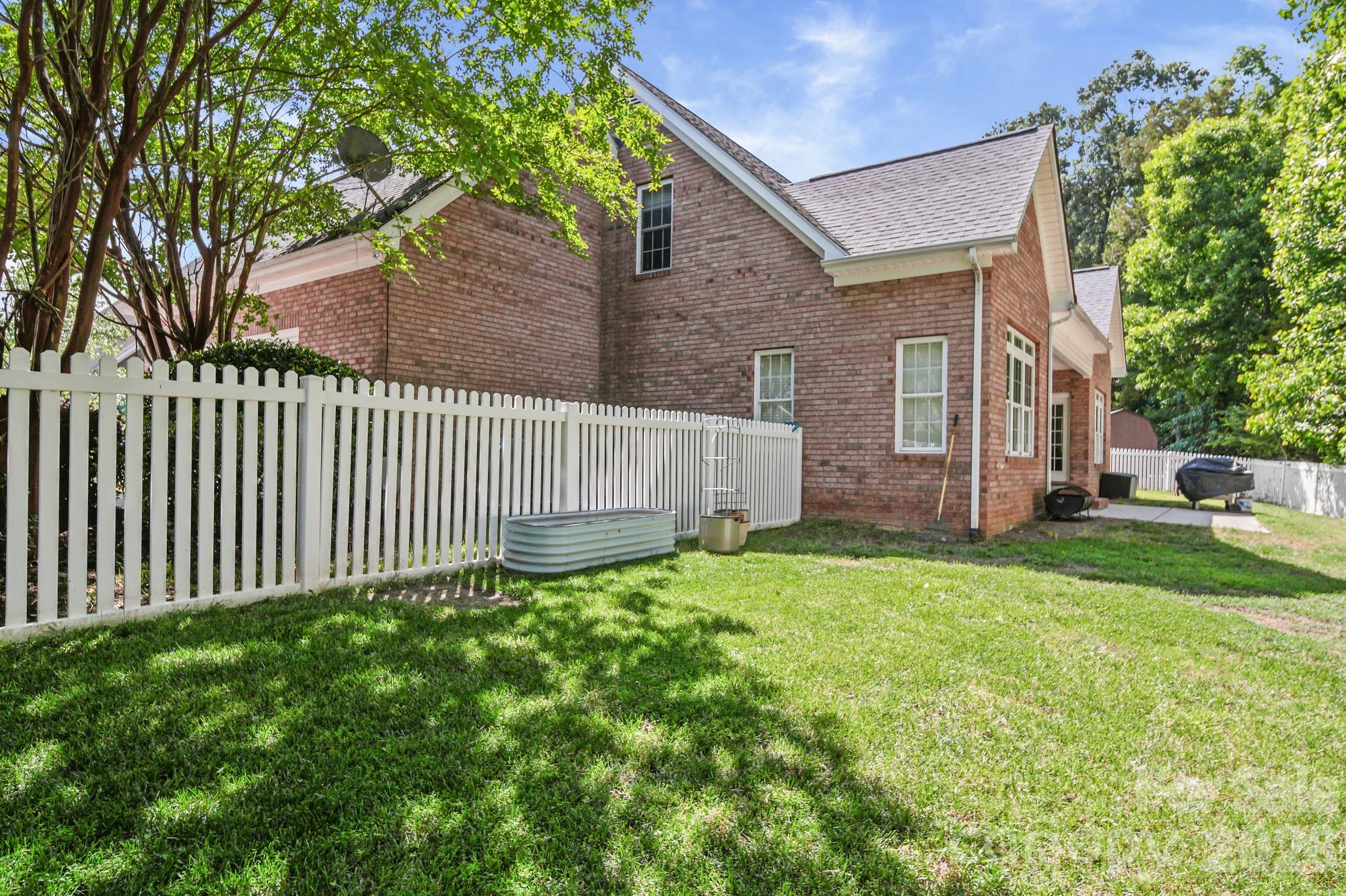 234 Lagoda Drive
