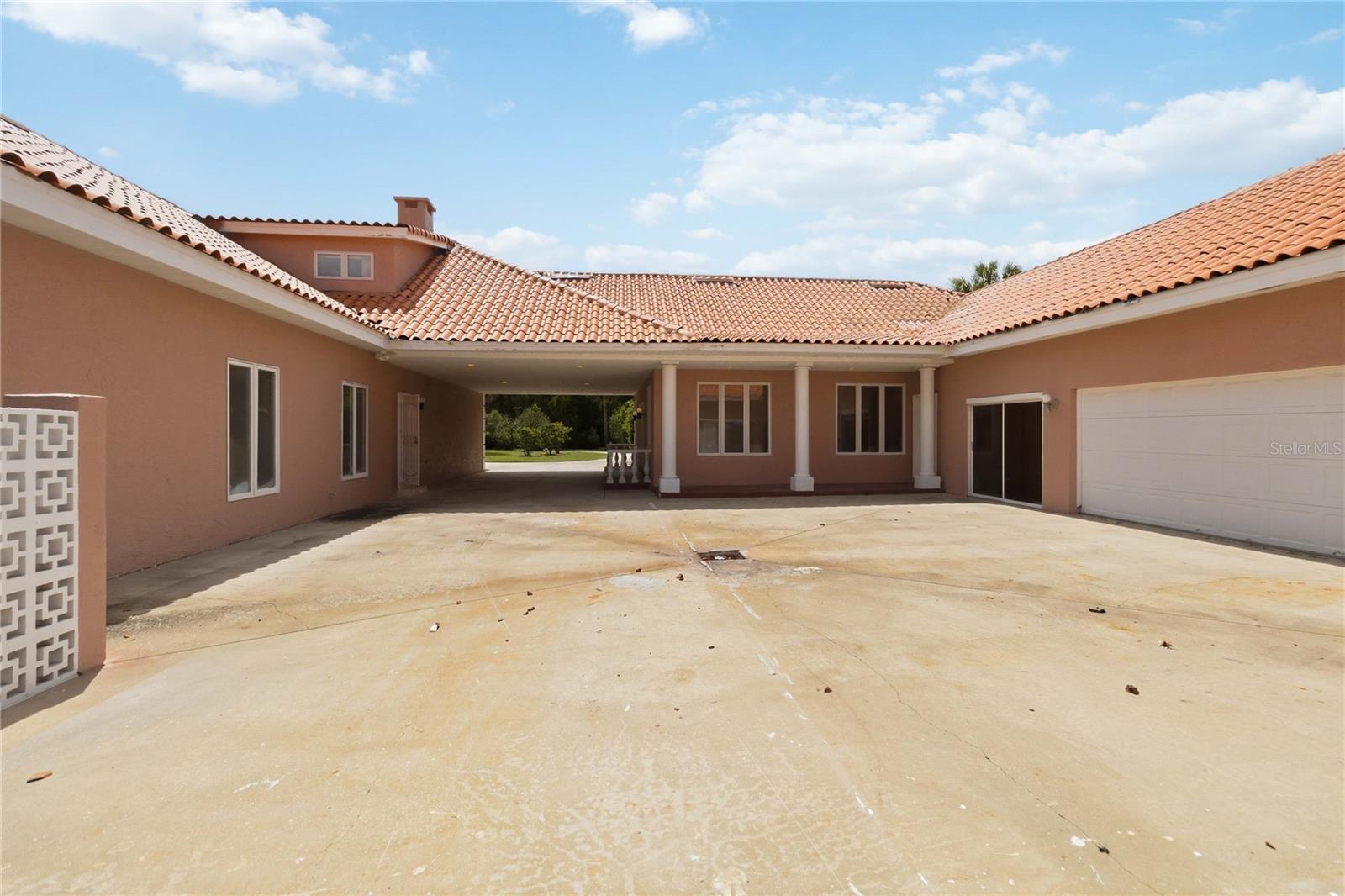 593 Dunmar Circle