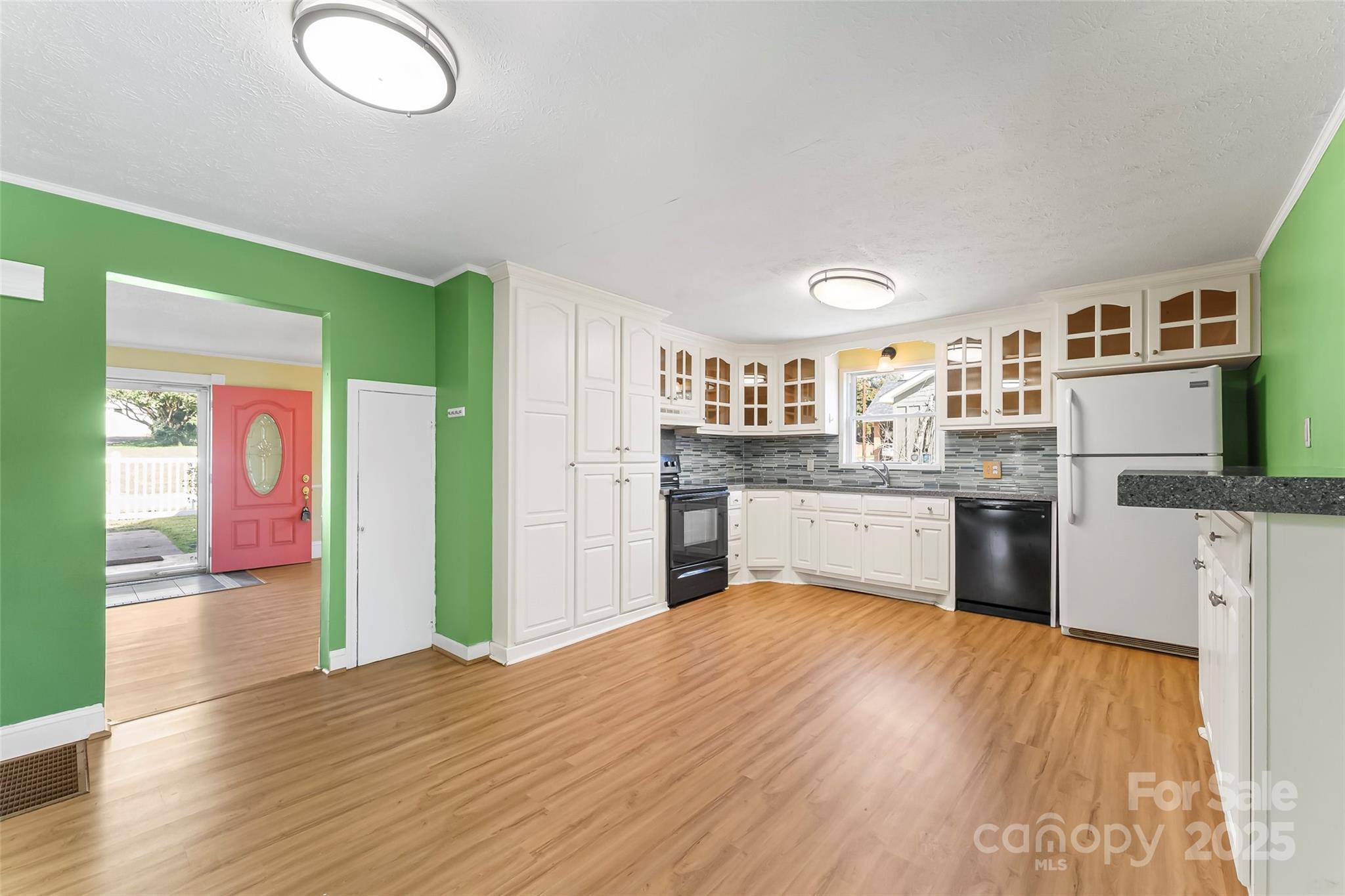 107 Burkemont Avenue