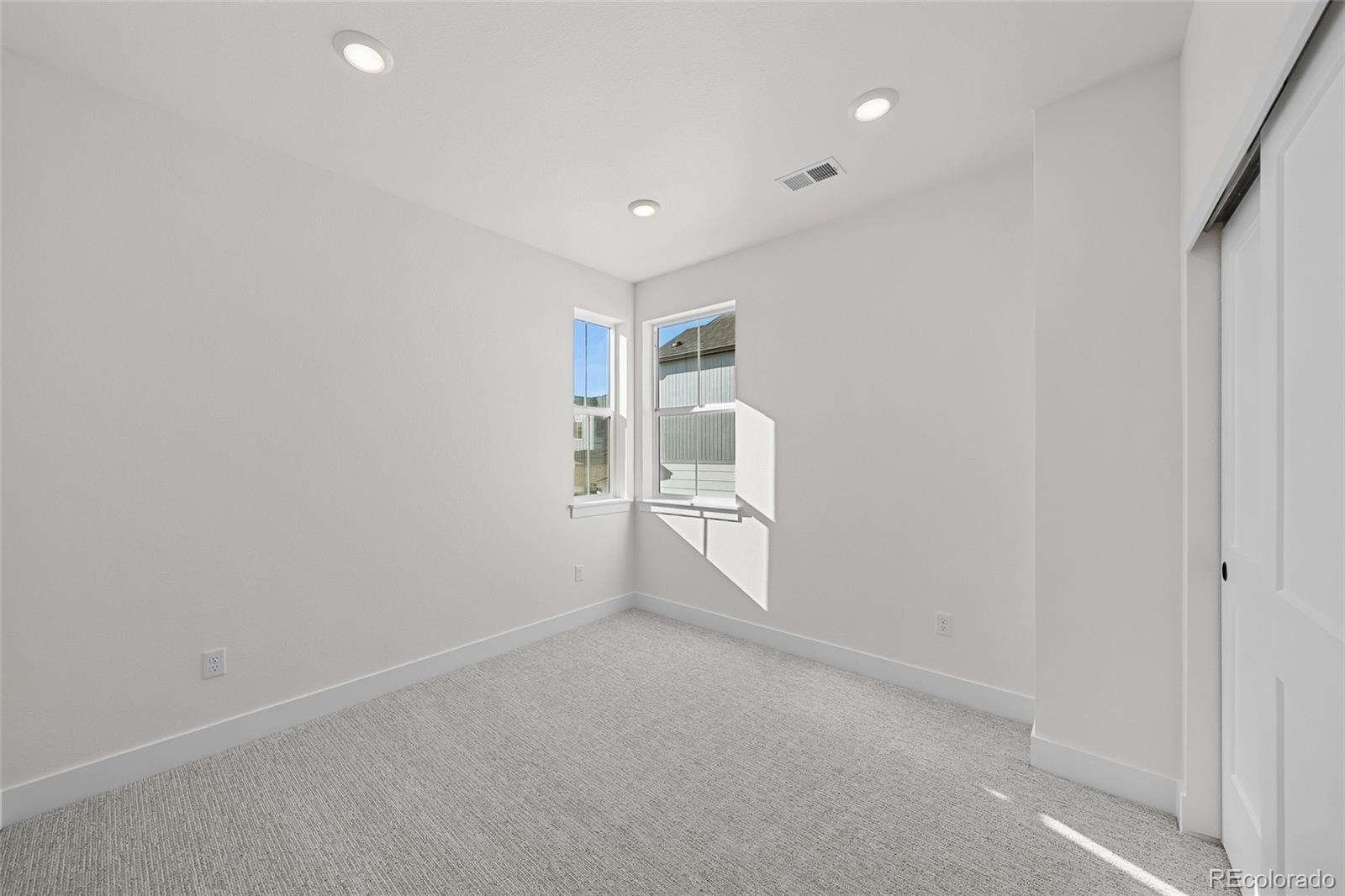 8735 Whiteclover Street