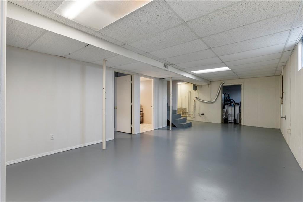 32241 NE Neosho Road