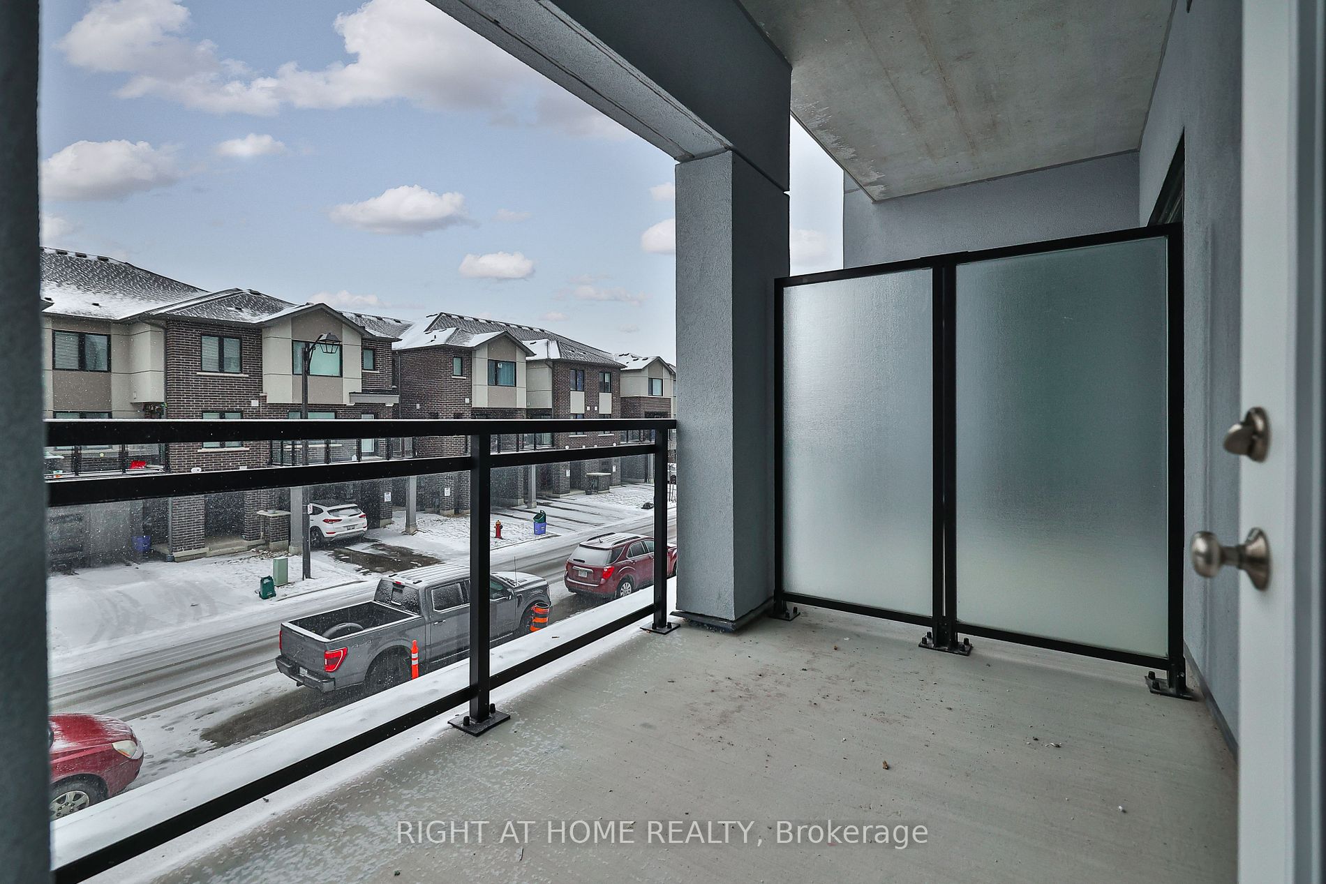 470 Gordon Krantz Ave 217